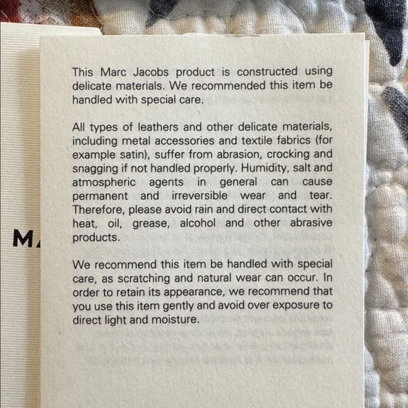 Marc Jacobs Sleek Black Card Holder - Picture 6 of 6